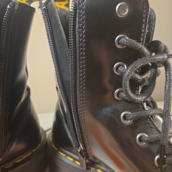 Dr. Martens Jadon Air Wait Black Boots Men's Size 7 - Picture 4 of 12